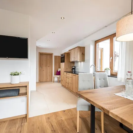 Untersuessgut Eben Apartment