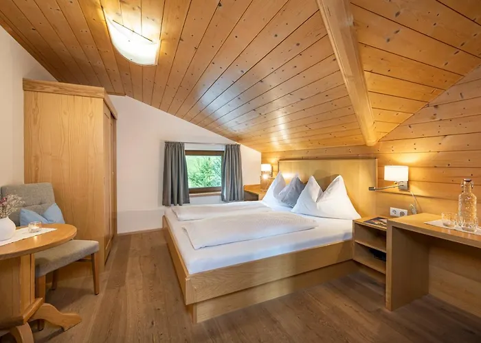 Untersuessgut Eben * אבן אים פונגאו